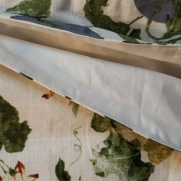 Nicole Miller Home NWT 72 x 16 Small Beaded Pumpkins with Fringe Table Runner - Picture 6 of 8